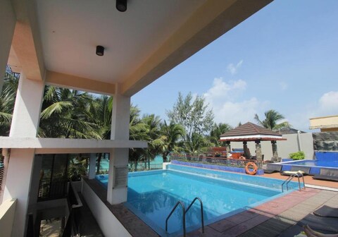 Crown Regency Beach Resort