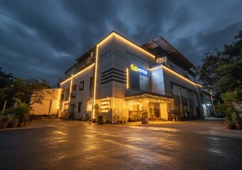 FabHotel Prime The Thane Club - Nr. Eternity Mall