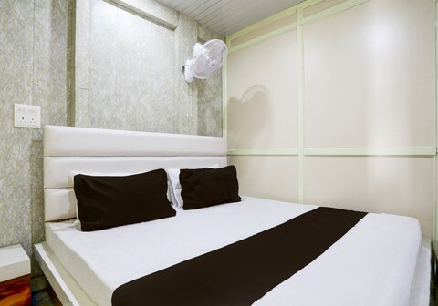Hotel O Krishna Rooms