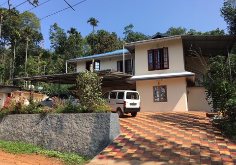 Ponmudi Plantation Home Stays