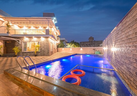 Titos Villa 6BHK With Pvt Pool