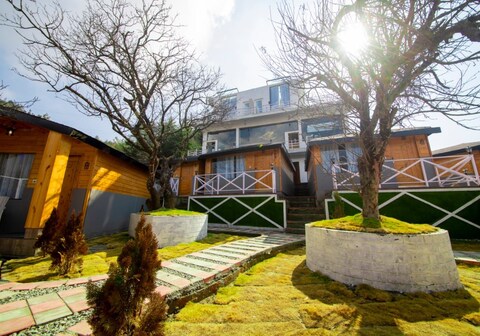 Raw Wood | Resort & Cottages