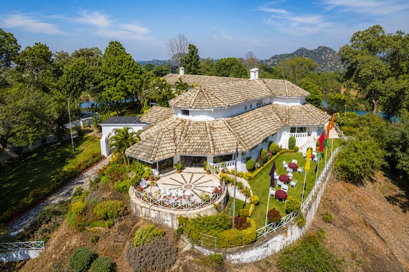 MPT Rock End Manor, Pachmarhi