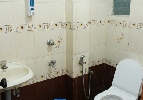 Greenvilla Studio Elamakkara GV 1202