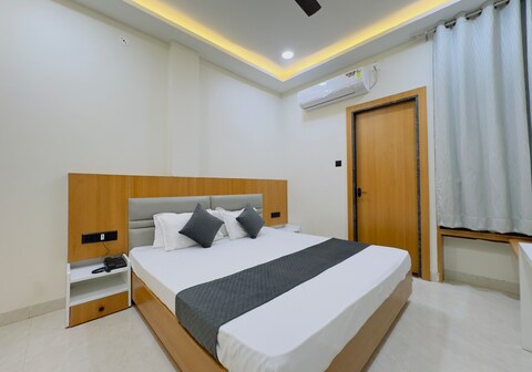 Hotel Sharda Inn