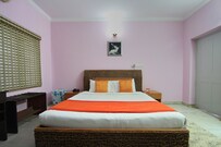 OYO 10022 Hotel Oak Castle, Bangalore OYO 10022 Hotel Oak Castle, Bangalore