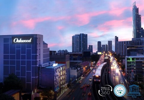 Oakwood Hotel & Residence Bangkok