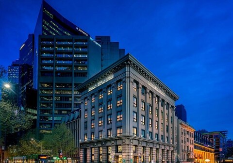 BATMAN'S HILL ON COLLINS