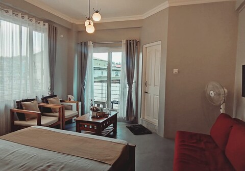 Urban Tavern Guest House