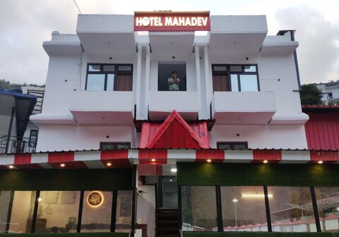 Hotel Mahadev by StayApart
