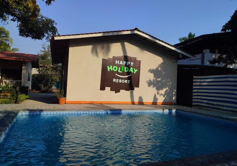 Happy Holiday Resort