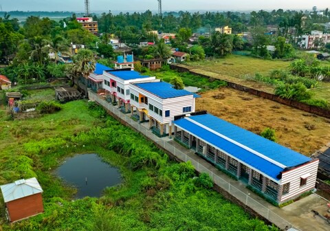 Resort Garden Retreat