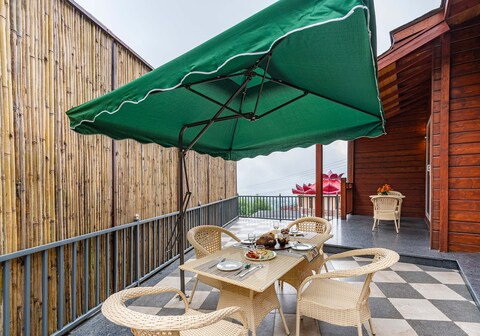 StayVista at The Himalayan Cedar @ Villa Vivendi