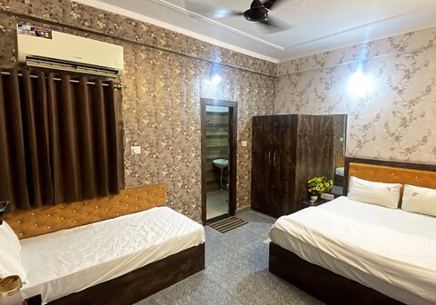 Hotel Yugantar