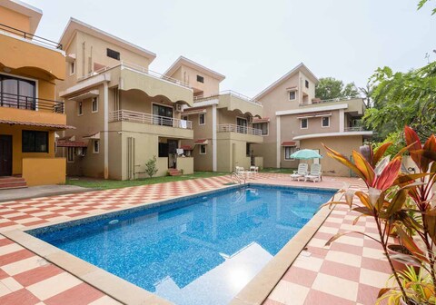 Sakura by Mangrove Stays