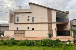 4BR Villa Pvt Pool and Lawn in BGM, Goa 4BR Villa Pvt Pool and Lawn in BGM, Goa