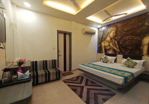 HOTEL MAA GANGA PALACE