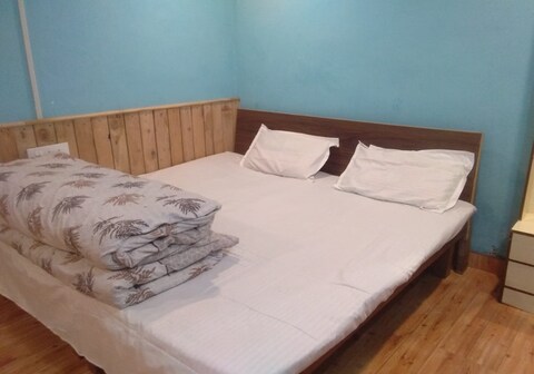 D.S Residency Home Stay