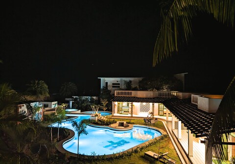 Isles Luxury Beach B&B by LuxUnlock Private Villas