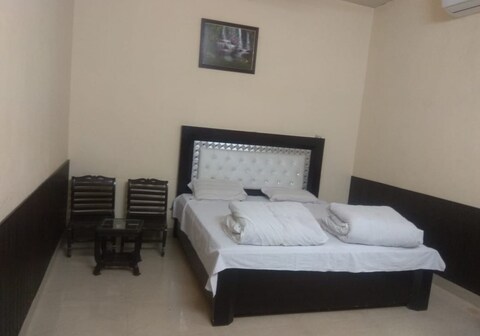 PlanetS - Banquet & Resorts