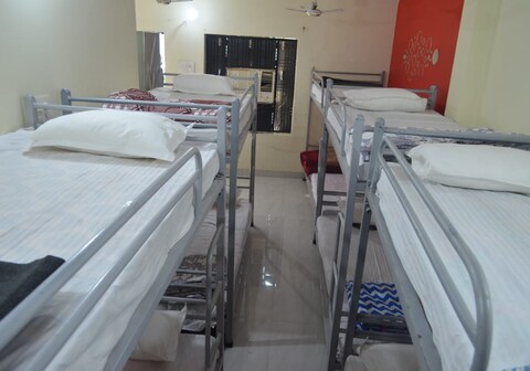 AWARA Hostel & Dormetry