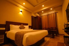 Zubis Inn, Wayanad Zubis Inn, Wayanad