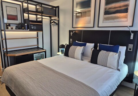 Mercure P