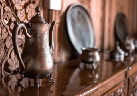 JEWEL OF KASHMIR HERTIAGE GROUP OF HOUSEBBOATS