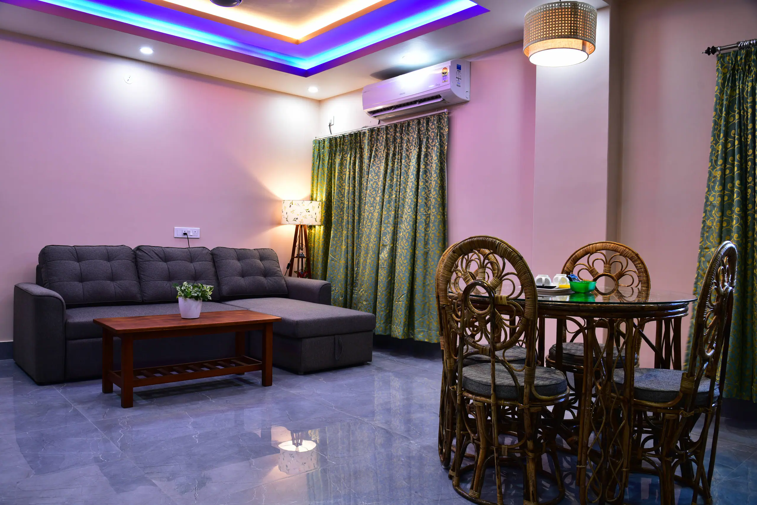Himalayan Nest Sneha|| Studio Apartment