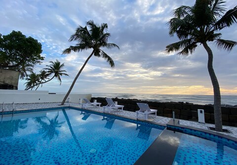 Breakwater Resort by Z Vacations