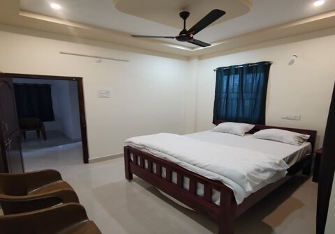 GVM Guest house, Malikipuram