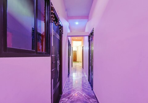 Hotel O Darkmoon Inn