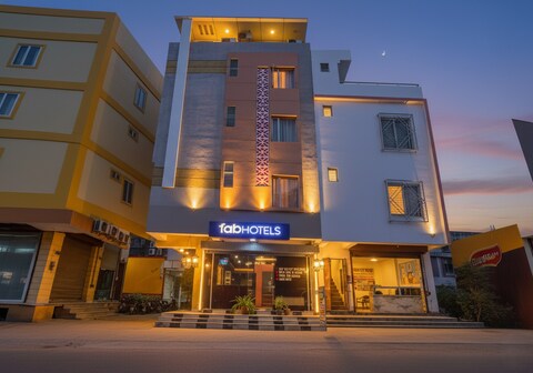 FabHotel Shree Aurora