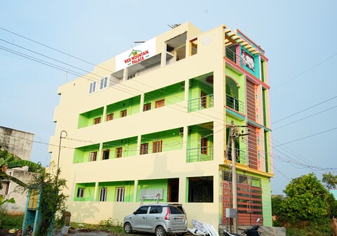 Red Mountain Palace-Thiruvannamalai