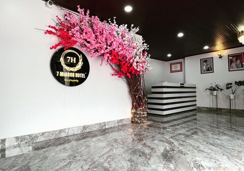 7 Mirror Hotel Gangtok