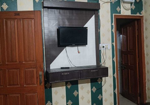 Hotel O POP Star Hotel And Restaurant