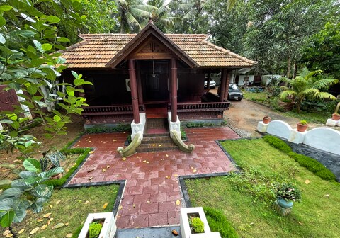 Kerala Heritage Home (Periya Veedu) by Halcyon Traveltech