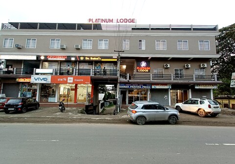 Platinum Lodge