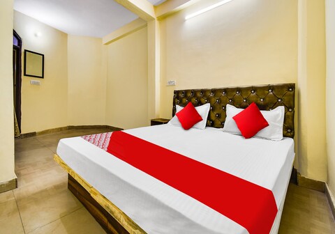 Super Hotel O Hotel Anand Vihar Palace