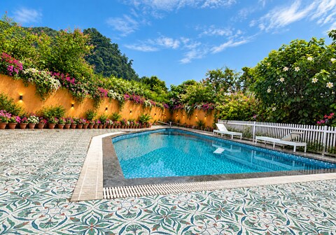 Varanyam Resort