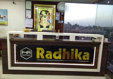 Hotel Radhika