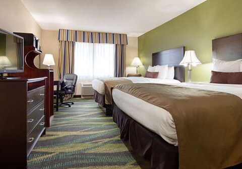 Best Western Plus Philadelphia Bensalem Hotel