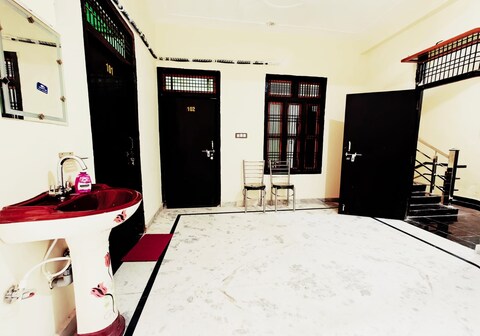 Ramaya Inn | Premium Stay on RAMPATH