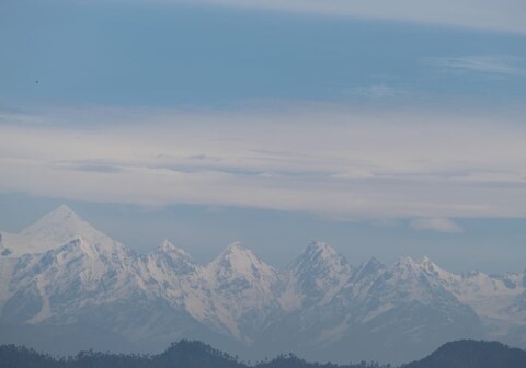 Nanda Devi Sunrise Resort