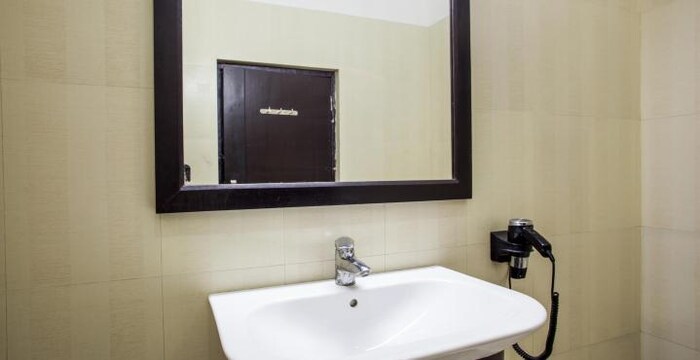 Hotel Alasia-200702011254125872 hotel alasia luxury bathroom image2