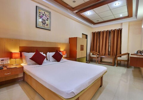 Hotel Simla | Near Siliguri Station