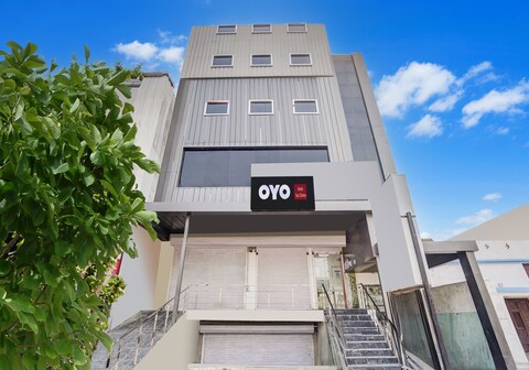 Hotel O STAR DIVINE HOTEL