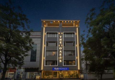 FabHotel Prime The Oasis