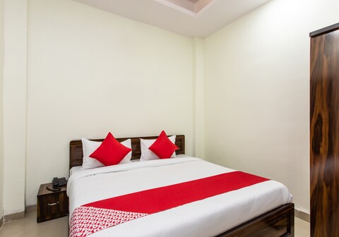 Hotel O Manjulam Regency