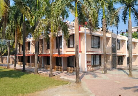 HOTEL LEVINO